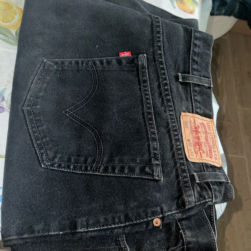 Levi's Men's Dark Gray Straight Jeans 560 comfort wear